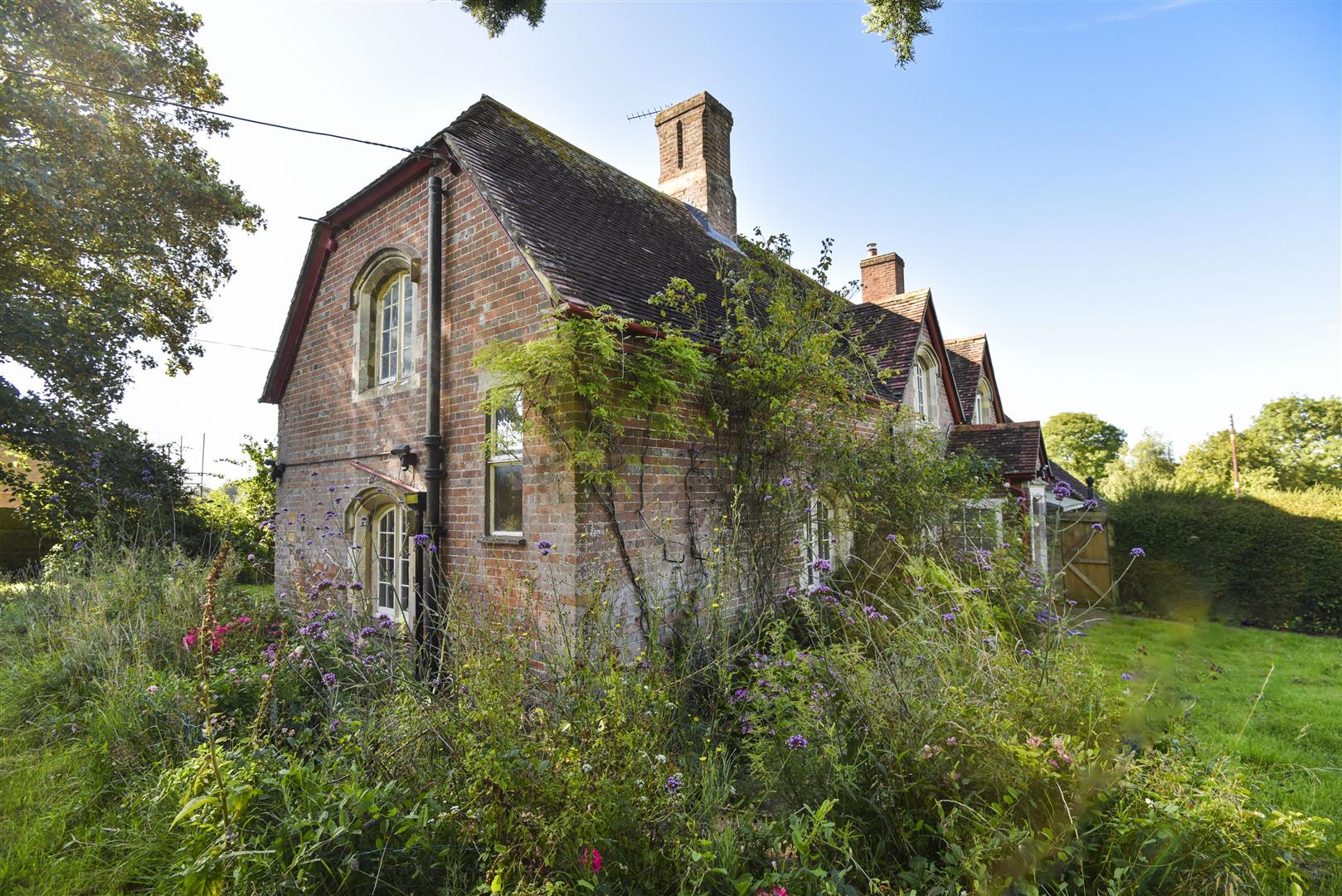A SIDE ELEVATION 2.J